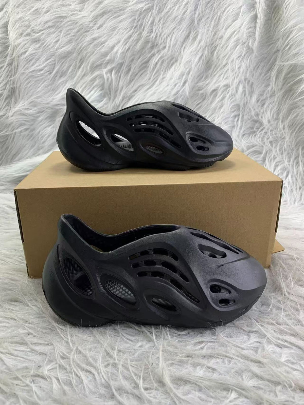 AD YEEZY FOAM